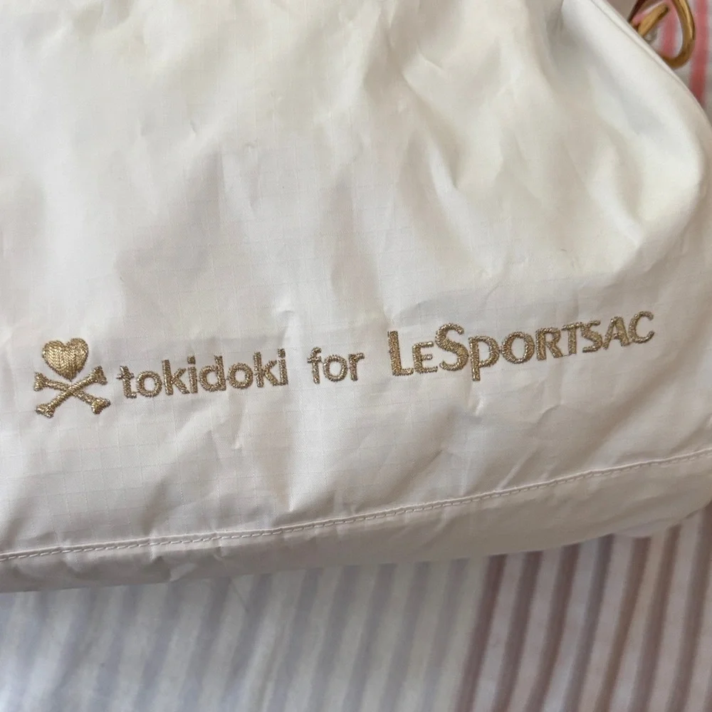 Lesportsac x Tokidoki White Duffle Bag with Strap - Picture 2 of 14